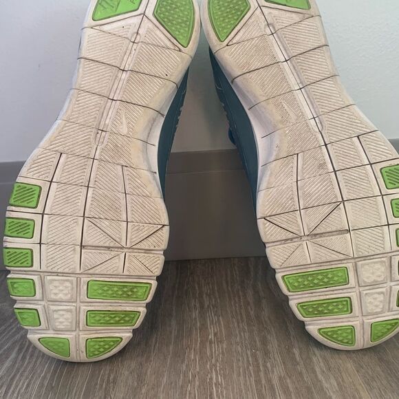 Size 10 Womens nike free balanza 3.0 - Picture 4 of 6